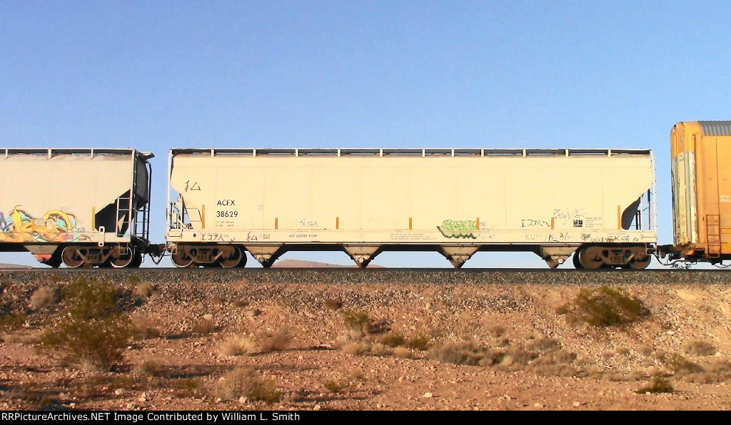 EB Manifest Frt at Erie NV W-Pshr -18